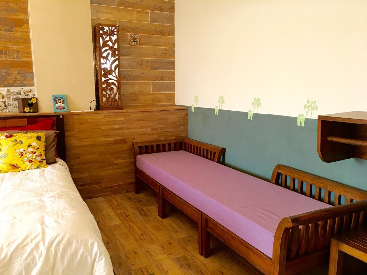 Home & Teak Homestay Jinning エクステリア 写真